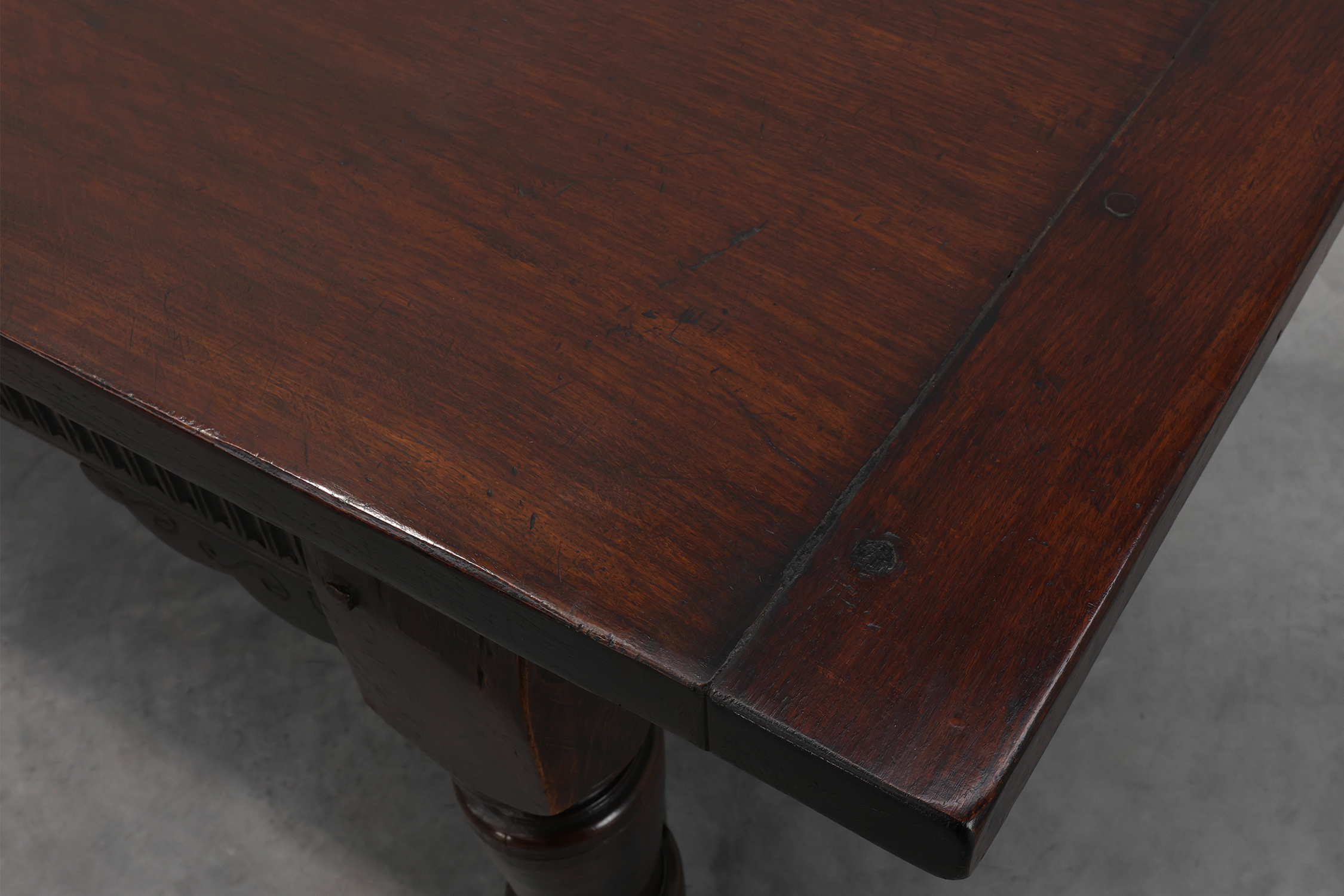 17th-Century Belgian full dark Oak Dining Tablethumbnail